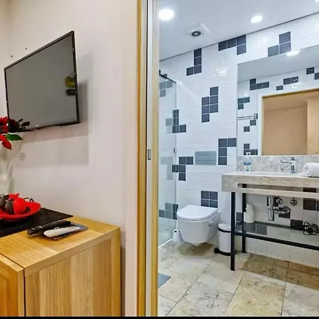 Daire Homey Haven With A Rustic Charm Lisboa