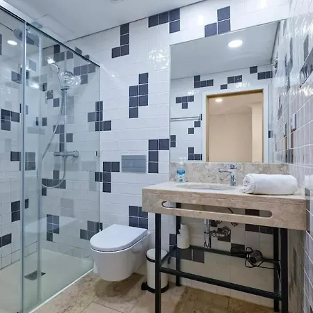 Homey Haven With A Rustic Charm Daire