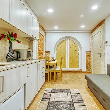 アパート Homey Haven With A Rustic Charm リスボン